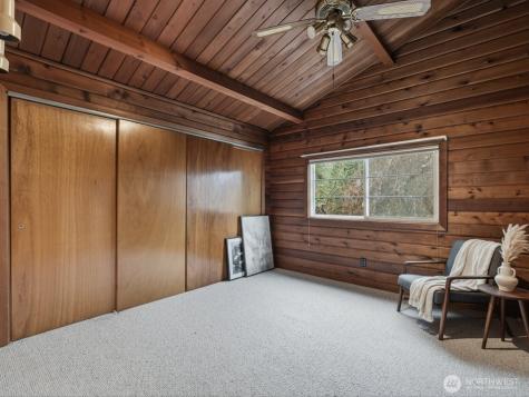 10271 148th Avenue SE Renton WA 98059