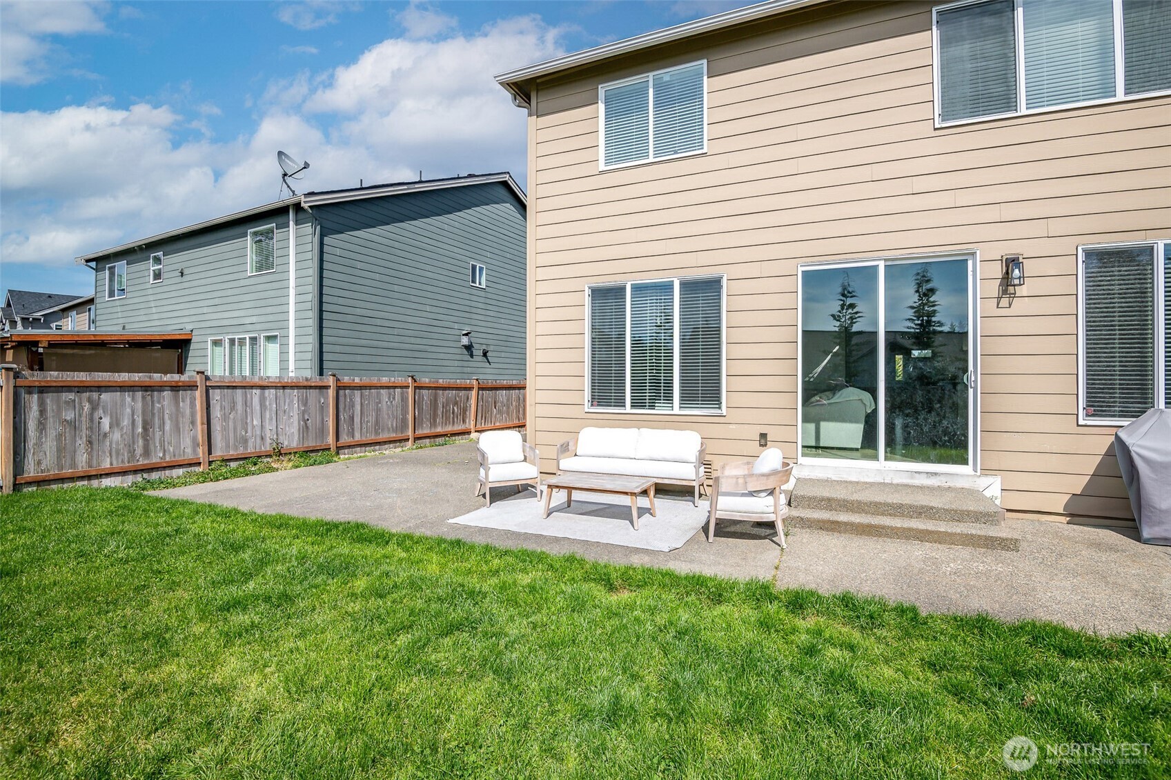 19012 105th Avenue E Puyallup WA 98374