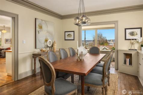 1208 E Newton Street Seattle WA 98102