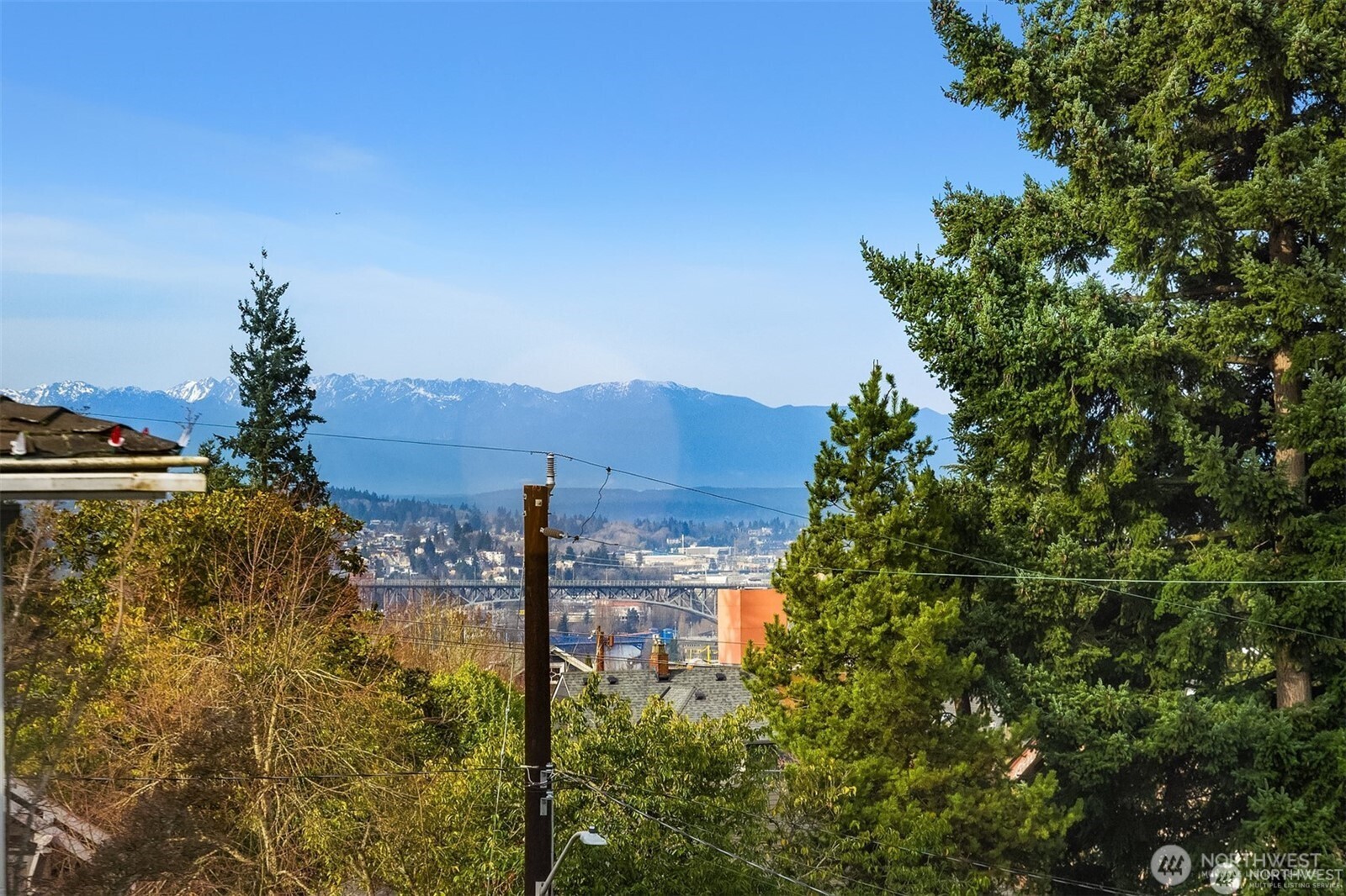 1208 E Newton Street Seattle WA 98102