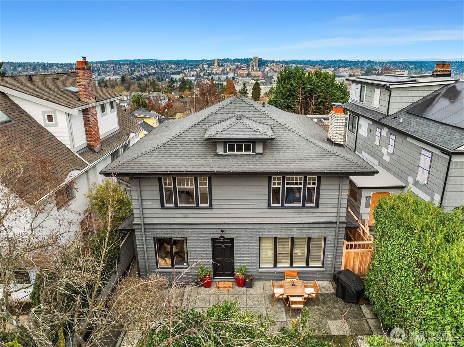 1208 E Newton Street Seattle WA 98102