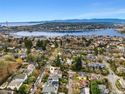 1208 E Newton Street Seattle WA 98102