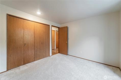 9614 175th Street Court East Puyallup WA 98375