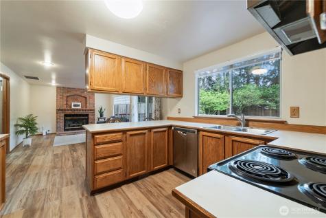 9614 175th Street Court East Puyallup WA 98375