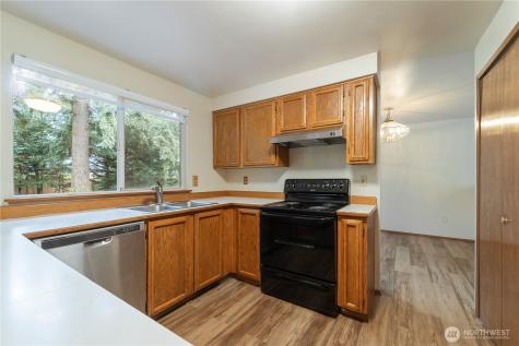 9614 175th Street Court East Puyallup WA 98375