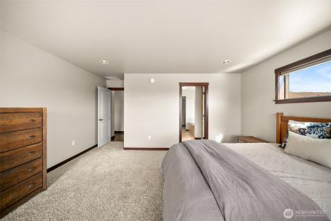 229 Sun Valley Drive Wenatchee WA 98801