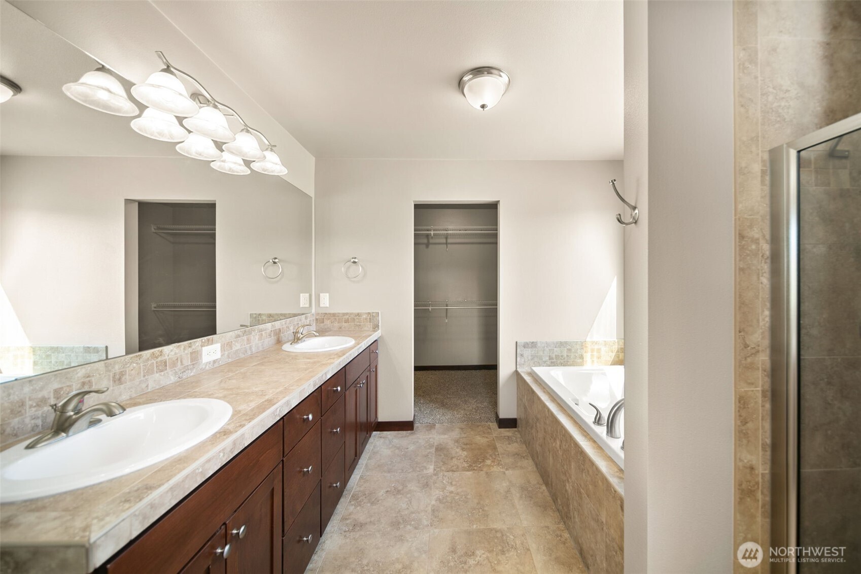 229 Sun Valley Drive Wenatchee WA 98801