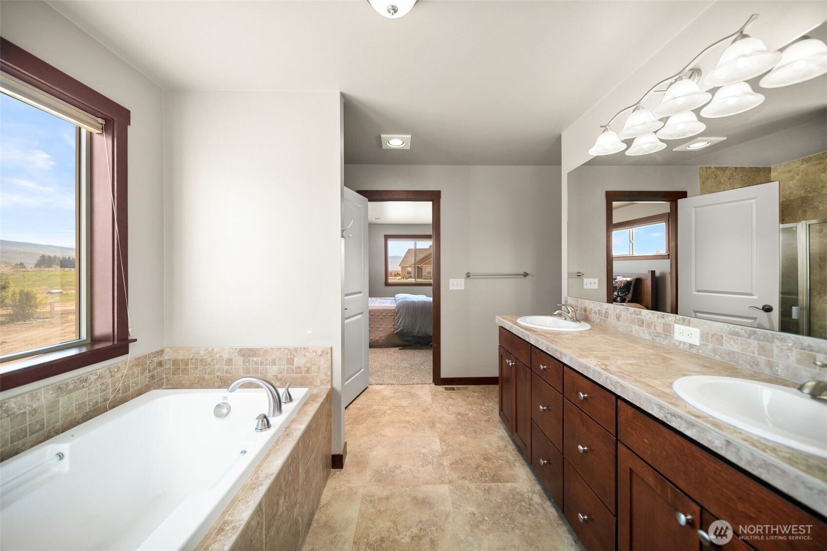 229 Sun Valley Drive Wenatchee WA 98801