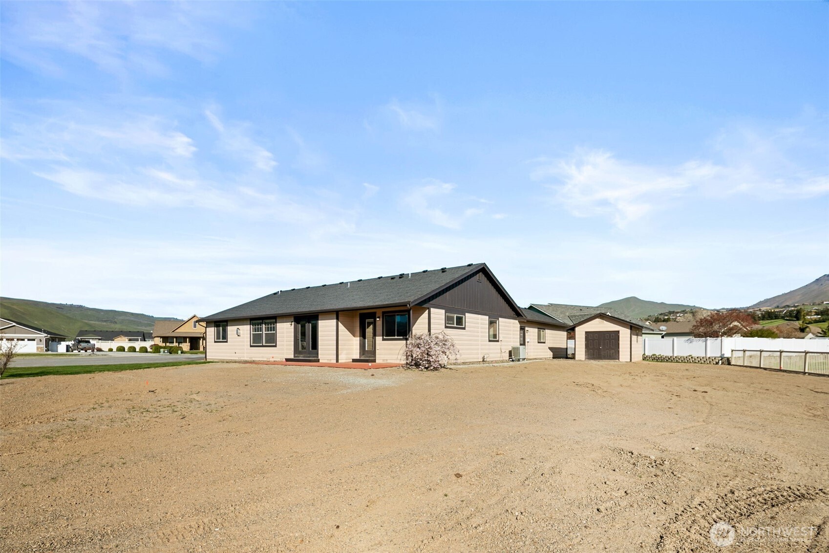 229 Sun Valley Drive Wenatchee WA 98801
