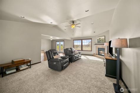 229 Sun Valley Drive Wenatchee WA 98801