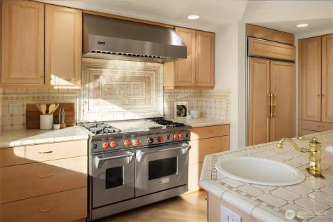 7 10th Avenue Kirkland WA 98033