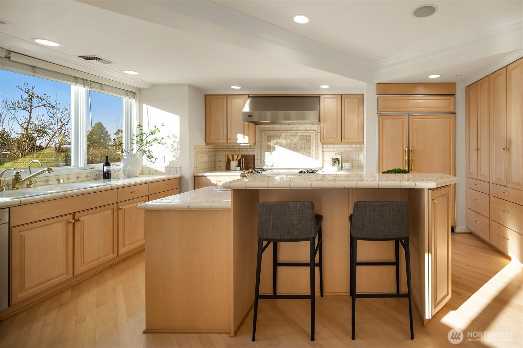 7 10th Avenue Kirkland WA 98033