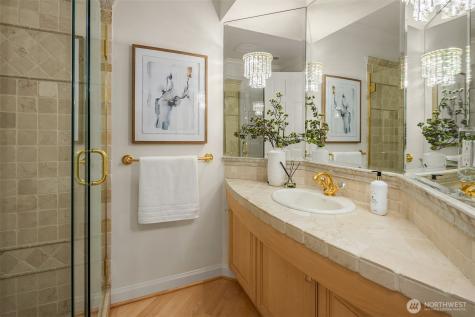 7 10th Avenue Kirkland WA 98033