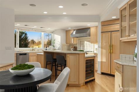 7 10th Avenue Kirkland WA 98033