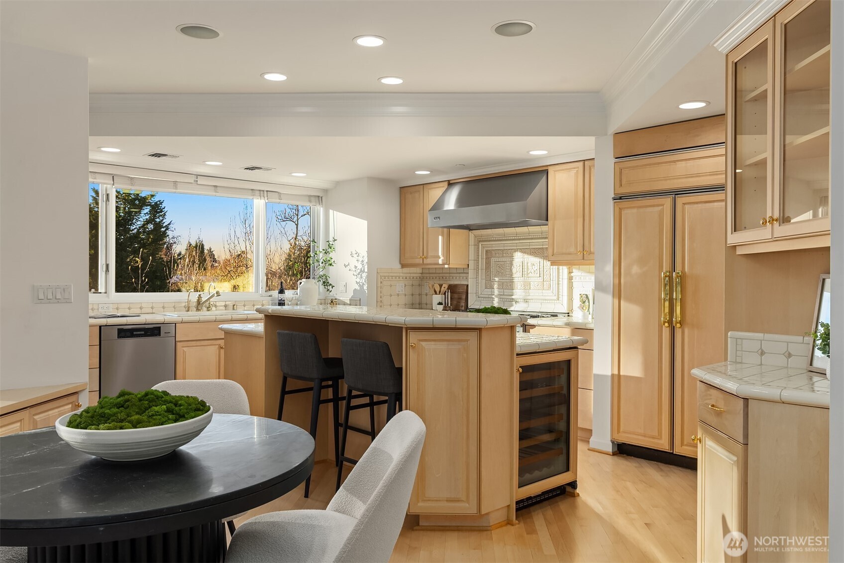 7 10th Avenue Kirkland WA 98033