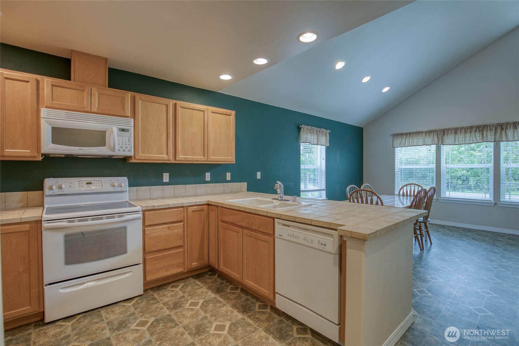 899 Wawona Avenue SW Ocean Shores WA 98569