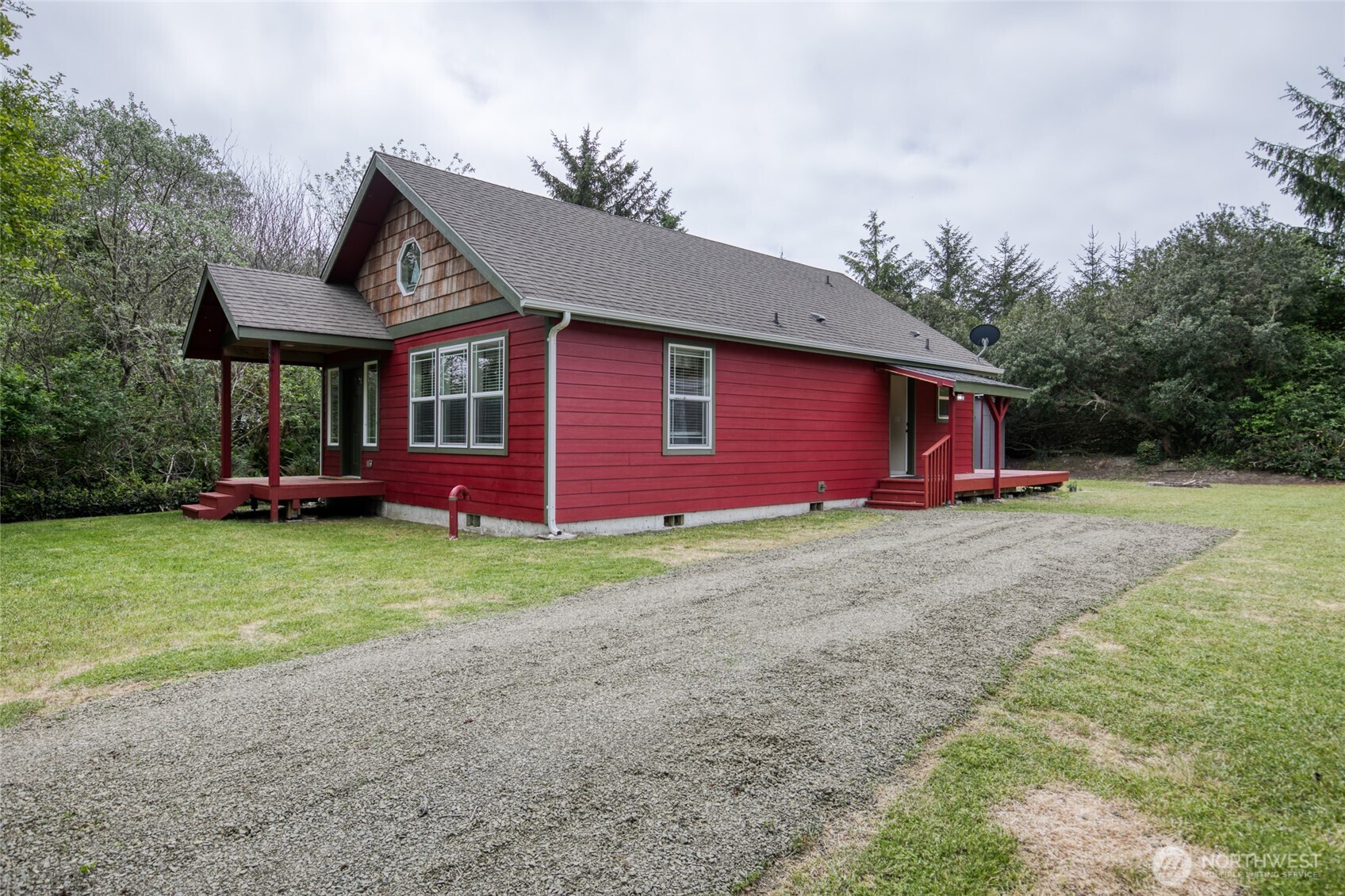 899 Wawona Avenue SW Ocean Shores WA 98569