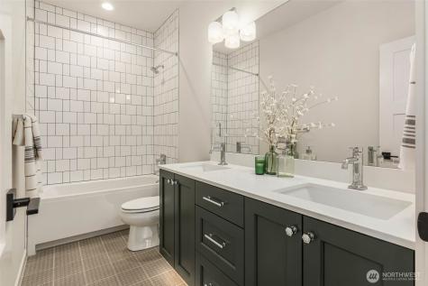 13104 NE 103rd Place Kirkland WA 98033
