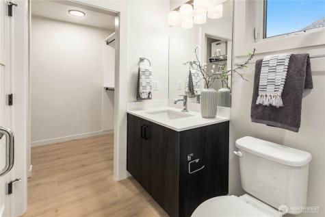 13104 NE 103rd Place Kirkland WA 98033