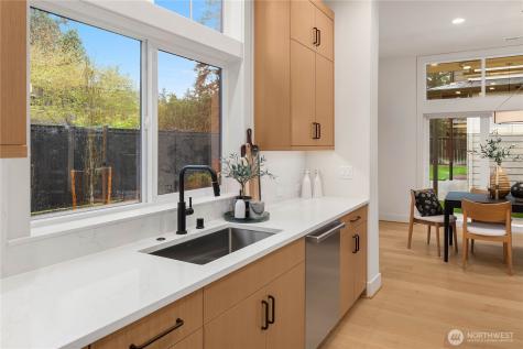 13104 NE 103rd Place Kirkland WA 98033
