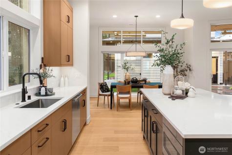 13104 NE 103rd Place Kirkland WA 98033