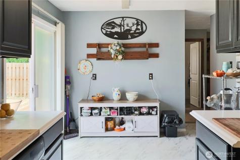 183 Wood Avenue Morton WA 98356