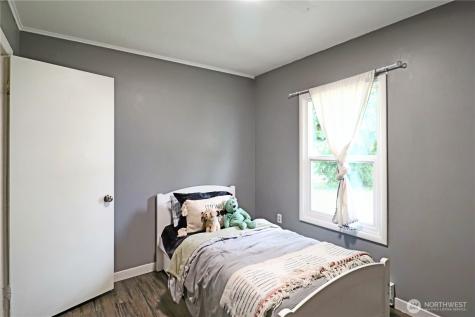 183 Wood Avenue Morton WA 98356