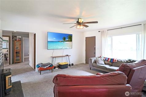 183 Wood Avenue Morton WA 98356