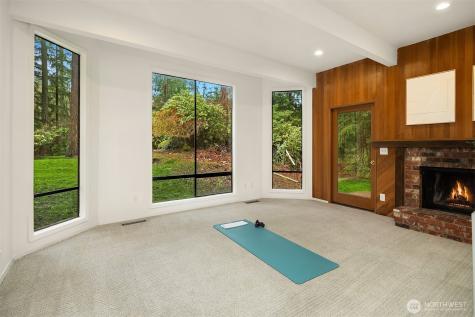 22223 NE 82nd Place Redmond WA 98053