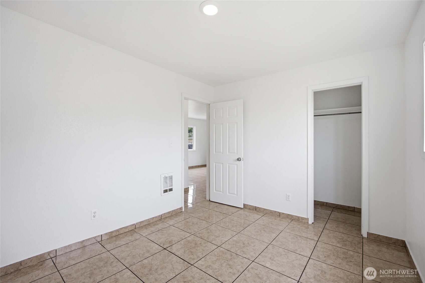 4243 NE Lincoln Drive Moses Lake WA 98837