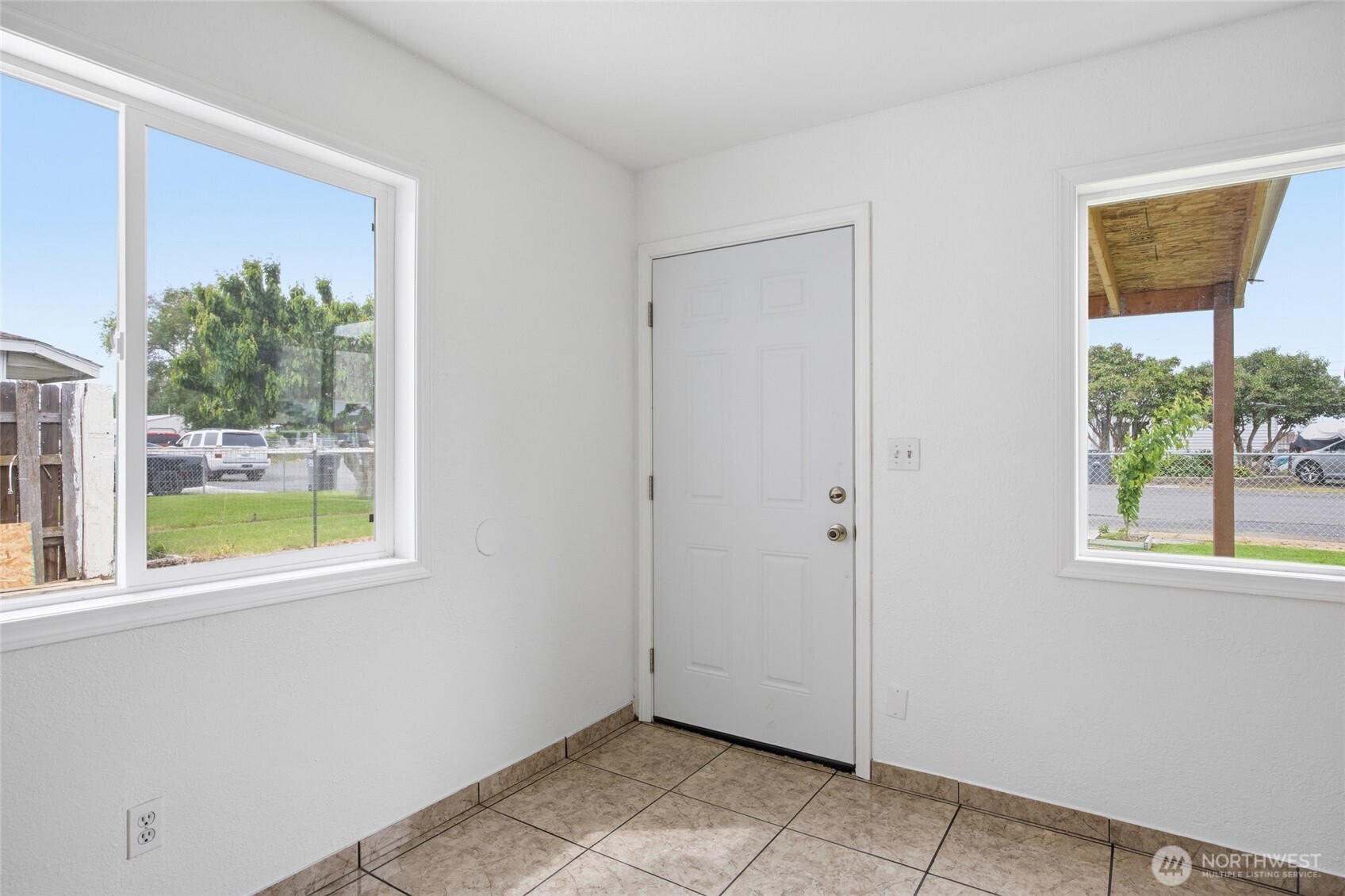4243 NE Lincoln Drive Moses Lake WA 98837