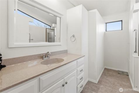 11436 SE 208th Street Kent WA 98031
