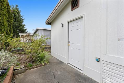 11436 SE 208th Street Kent WA 98031