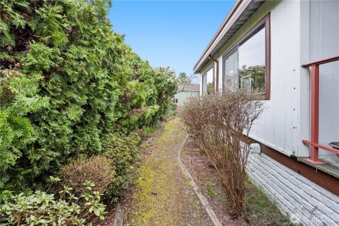 11436 SE 208th Street Kent WA 98031