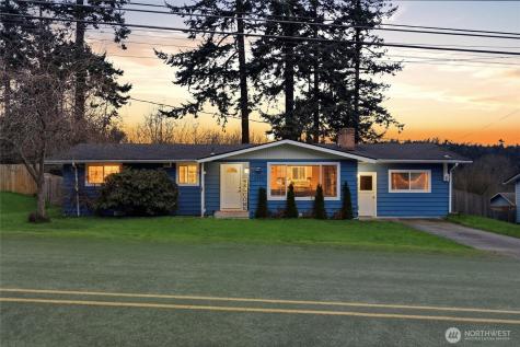 2569 Airline Way Oak Harbor WA 98277