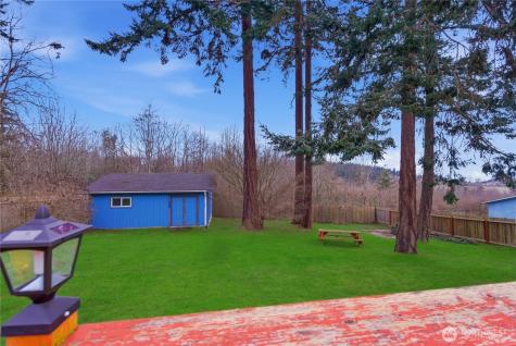 2569 Airline Way Oak Harbor WA 98277