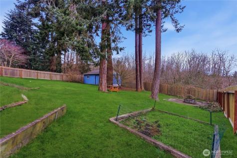 2569 Airline Way Oak Harbor WA 98277