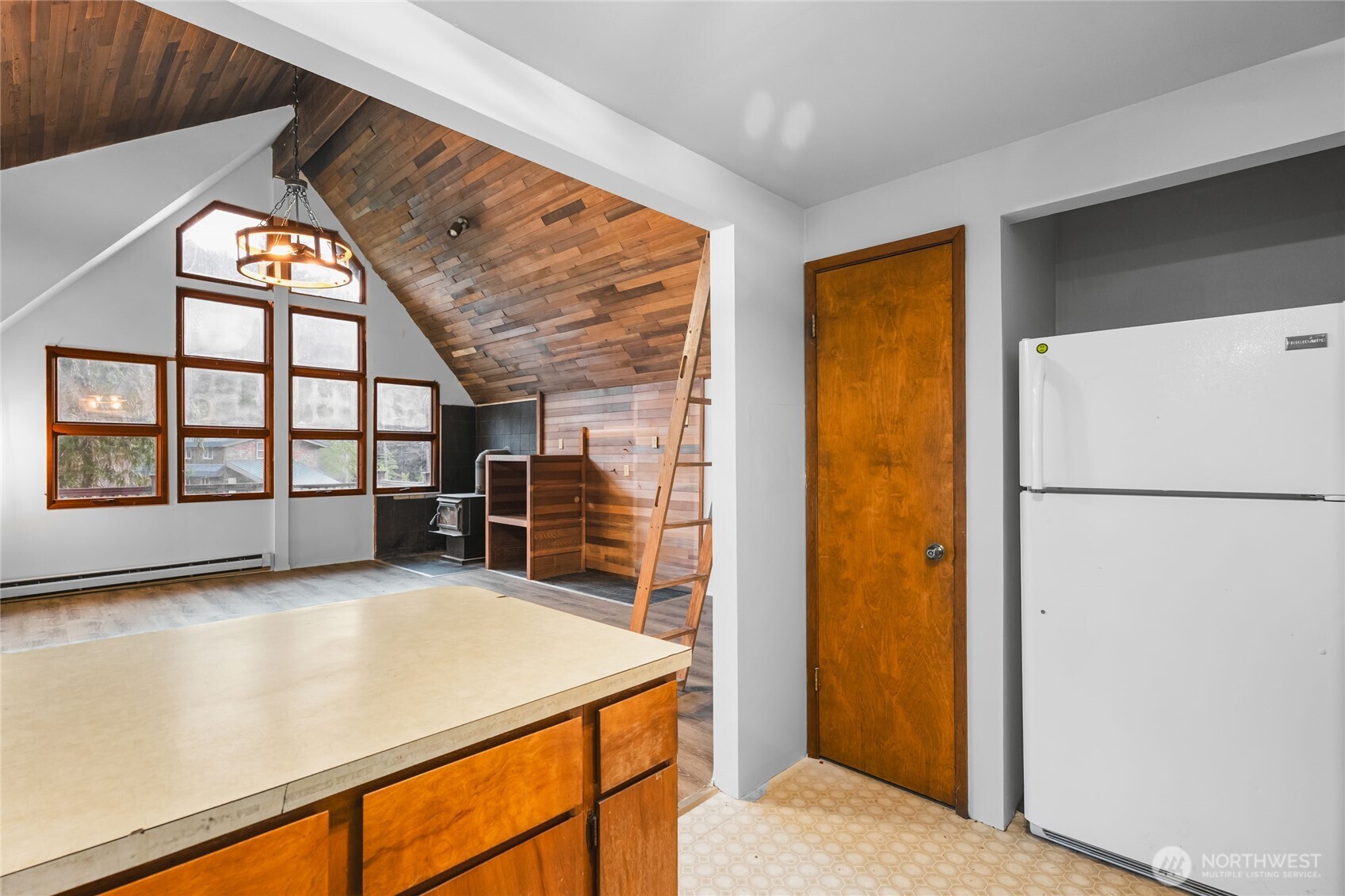17118 Riverview Way E Enumclaw WA 98022