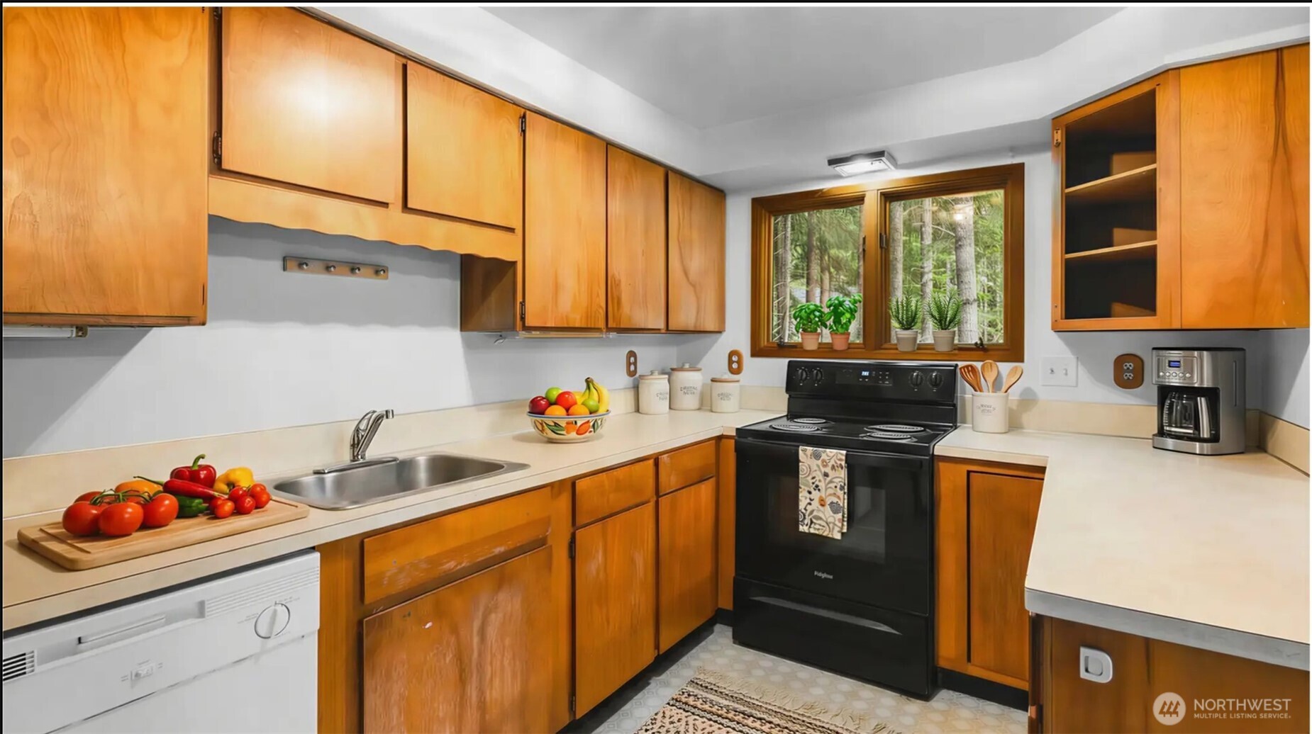 17118 Riverview Way E Enumclaw WA 98022