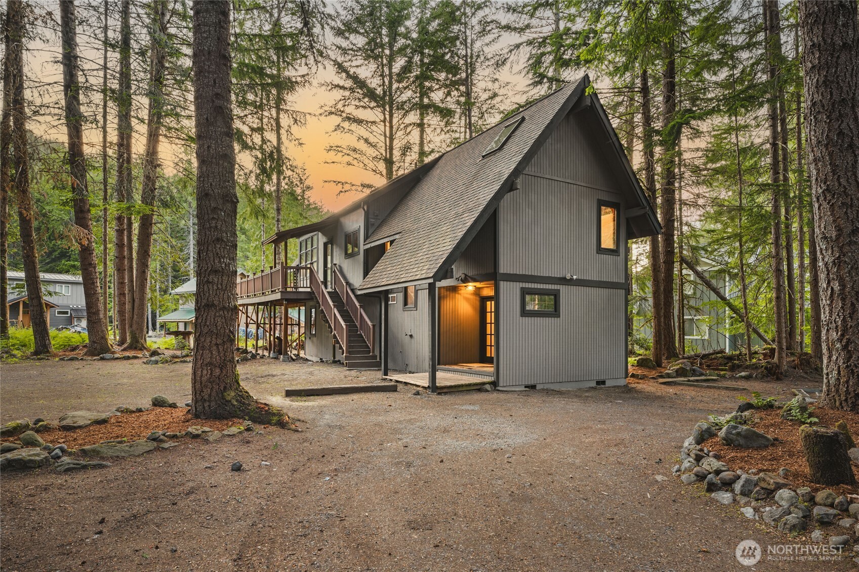 17118 Riverview Way E Enumclaw WA 98022