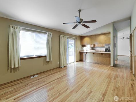 8606 146th Street Ct E Puyallup WA 98375