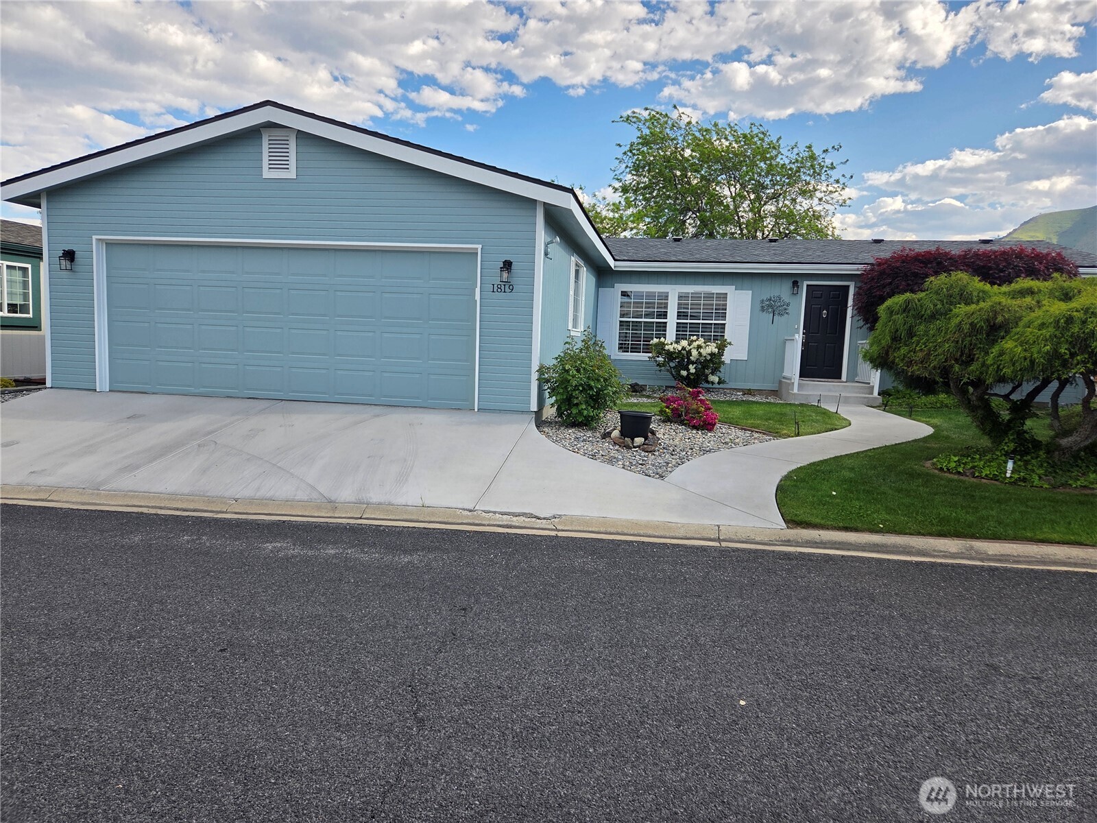1819 Heritage Drive Wenatchee WA 98801
