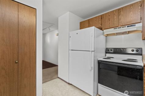 8111 NE 157th Kenmore WA 98028