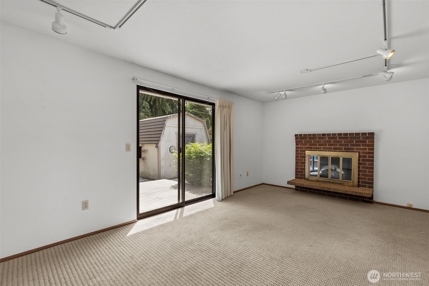 8111 NE 157th Kenmore WA 98028