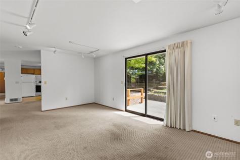 8111 NE 157th Kenmore WA 98028