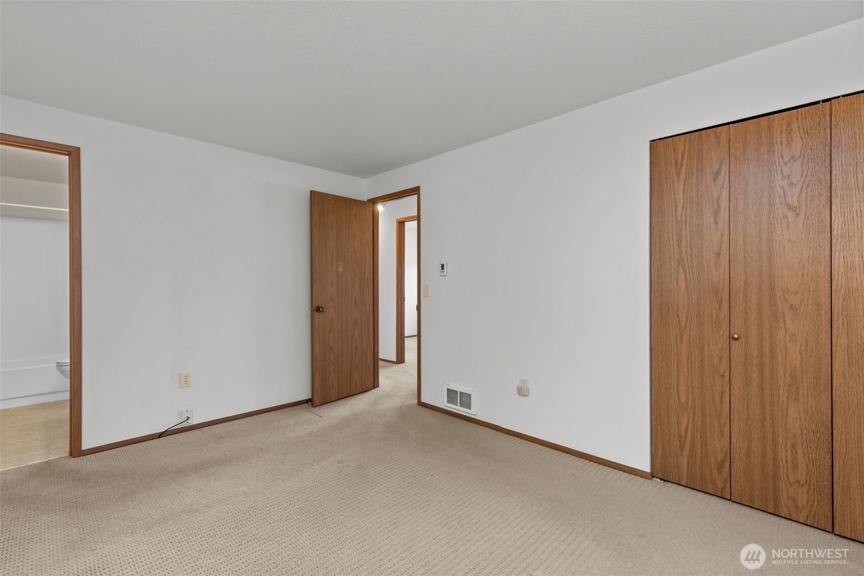8111 NE 157th Kenmore WA 98028