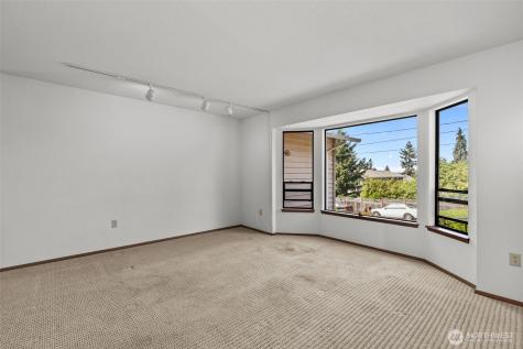 8111 NE 157th Kenmore WA 98028