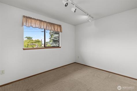 8111 NE 157th Kenmore WA 98028