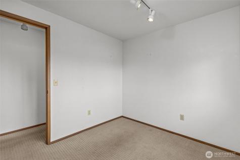 8111 NE 157th Kenmore WA 98028