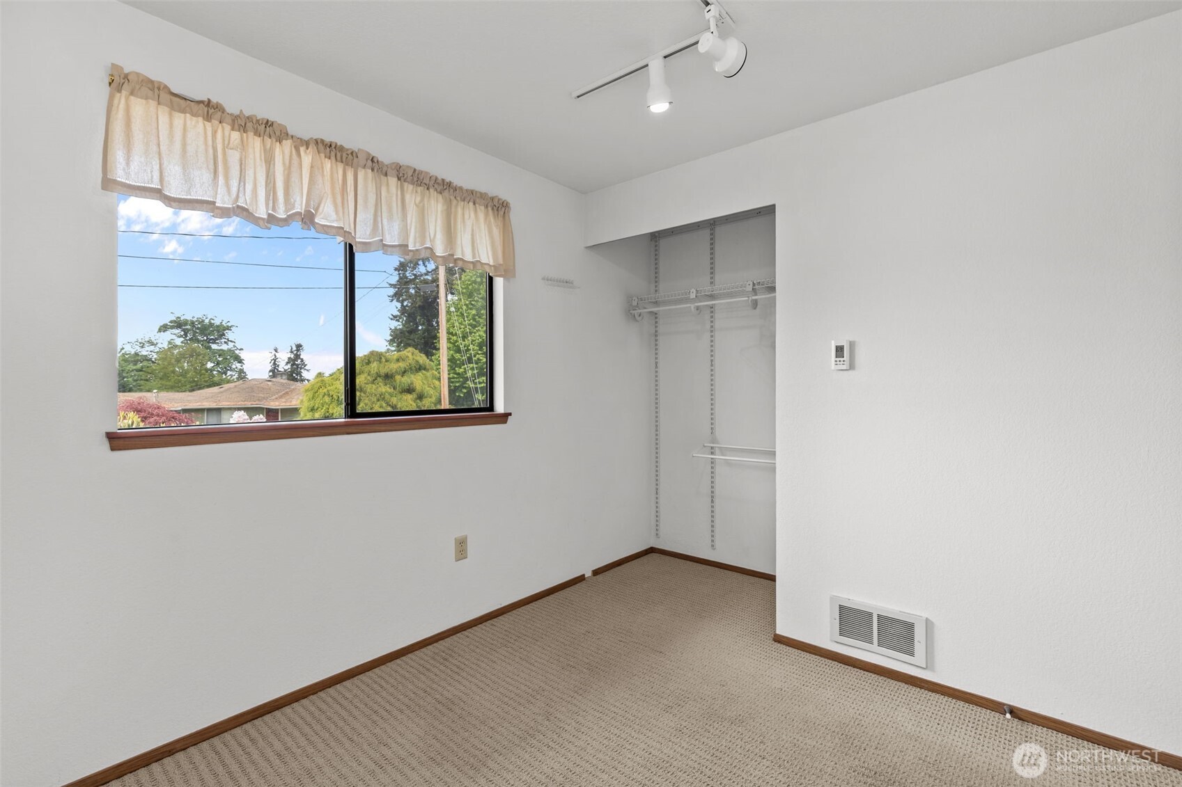 8111 NE 157th Kenmore WA 98028